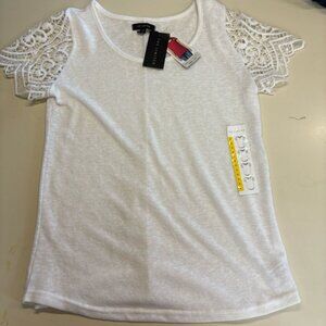 The Limited-  Lace Sleeve round Neck knit summer Top - Size M - white